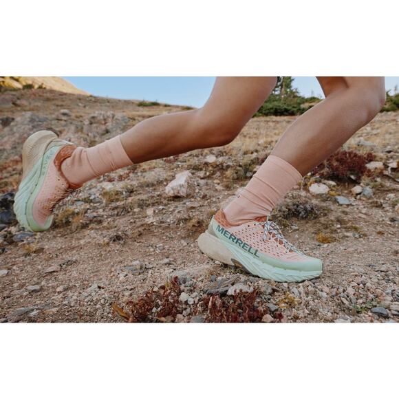 NEW Merrell Women's Agility Peak 5 Trail Running Peach/Spray Size US 8.5 - Picture 3 of 10